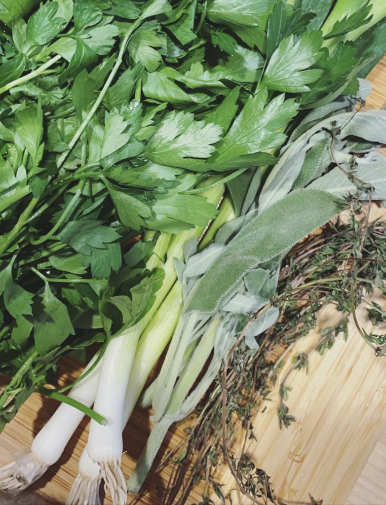how to store and freeze herbs -  I love the flavor, color and utility…